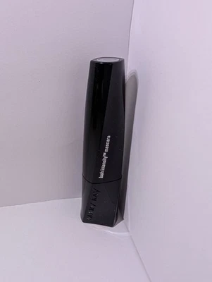 Máscara de pestañas Mary Kay 092105 intensidad - negra Foto 1 de 2