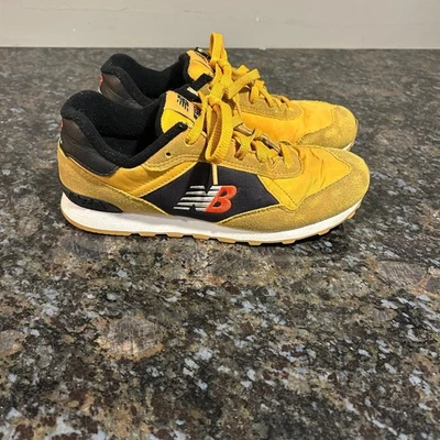 Zapatillas Tenis New Balance Niños Talla 4 Negro Dorado Foto 1 de 4