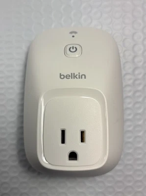 Belkin F7C027 WeMo Wi-Fi Switch - White - Image 1 of 2