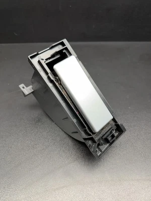 Portavasos Chrysler Crossfire 2004-2008 consola central emergente A1936800391 OEM Foto 1 de 4