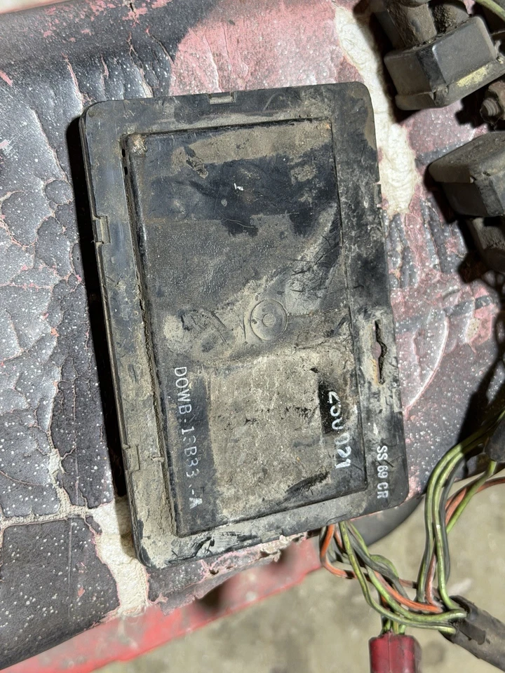 1970 年水星美洲狮顺序转向信号盒和继电器。 Xr7 消除器 428 — 第 1/4 张图片