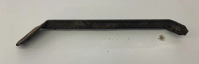 AMC Rambler American Rogue 1966-69 soporte de guardabarros delantero derecho inferior Foto 1 de 2