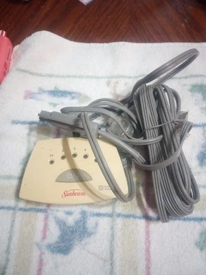 Controlador de cobertor elétrico Sunbeam Holmes Y85 3 pinos - Branco - Imagem 1 de 2