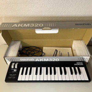 MIDIPLUS AKM320 MIDIPLUS USB MIDI controller tastiera - Foto 1 di 13