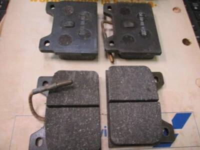 Peugeot 504, 505, 604 rear disc brake pads GP164 NOS 1970-1984 - Image 1 of 3