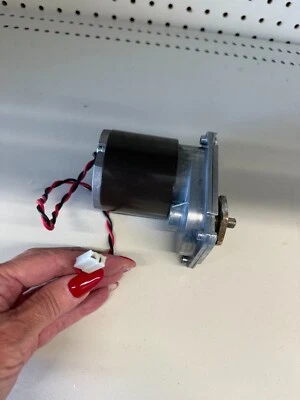 MAYTRONICS/ DOLPHIN DRIVE MOTOR FOR NAUTILUS POOL CLEANER 5521253, 63ZYC-A3 - Image 1 of 4