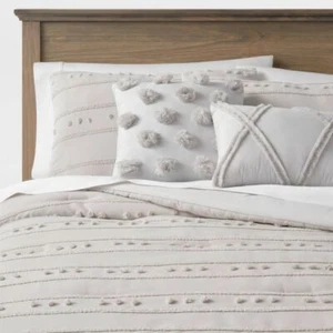 5pc Full/Queen Quinlan Clipped Stripe Dot Comforter Bedding Set Gray - Threshold - Picture 1 of 6