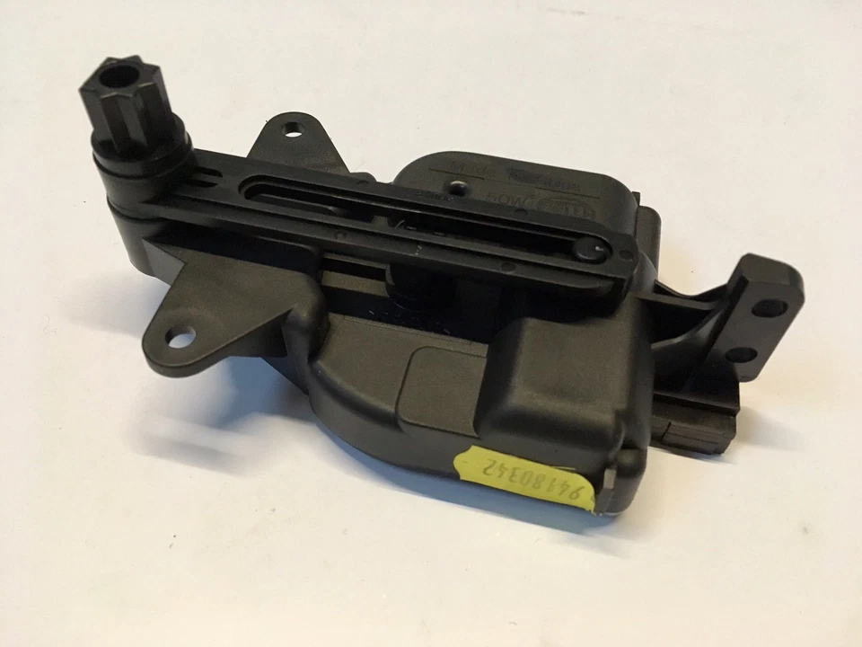 GENUINE PORSCHE 996 CARRERA LHD CENTRE HEATER CONTROL SERVO MOTOR FOR A/C NEW - Image 1 of 1