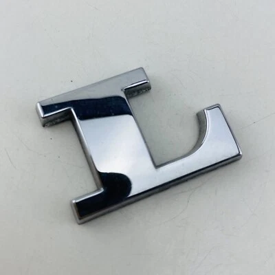 Volvo S40 2005-2011 emblema logotipo símbolo letra insignia maletero trasero cromado OEM E64L Foto 1 de 4