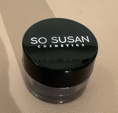 Sombra de ojos SO SUSAN Color Trip pigmento de alta intensidad MYSTERIOUS tamaño completo nueva Foto 1 de 4