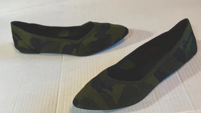 Mia Women’s Size 8.5M Kerri Slip on Pointed Toe Flats Green Camo - Image 1 of 4
