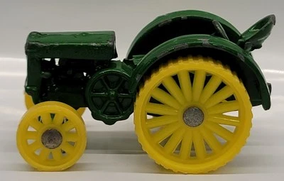 Tractor John Deere Modelo D Ertl 1923 escala 1:64 diecast verde amarillo vintage Foto 1 de 4