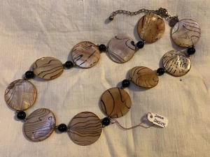 Donna Dressler Mother of Pearl and Black Onyx Necklace 925 Sterling Silver Clasp - Picture 1 of 8