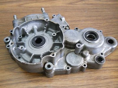 RM 250 SUZUKI 1990 RM 250 1990 CAJA MOTOR IZQUIERDA Foto 1 de 3