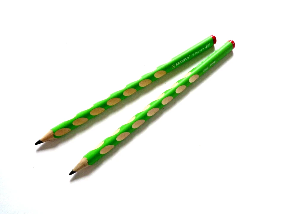 2 x STABILO EASYgraph Jumbo Bleistift HB grün für Rechtshänder - Bild 1 von 1
