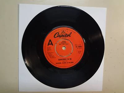 McGUINN,CLARK & HILLMAN:(Byrds)Surrender To Me-Bye,Bye-U.K. 7" 1979 Capitol Demo - Image 1 of 2