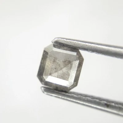 0.44 CT CUSHION SHAPE DIAMOND GRAY COLOR BRILLIANT CUT NATURAL DIAMOND - Image 1 of 4