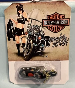 Hot Wheels Harley Davidson Motorcycle & Sexy Model It’s A Custom - Picture 1 of 12