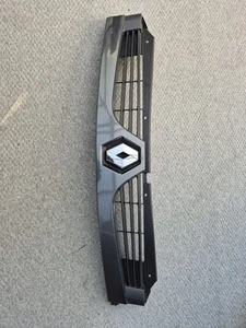renault Master mk 2 Grill - Picture 1 of 1
