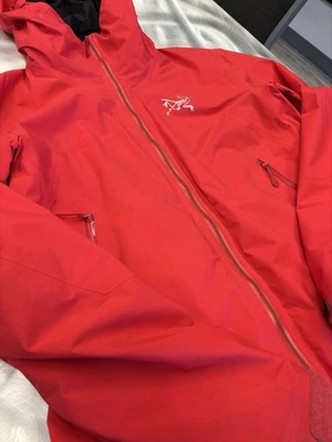 Arcteryx Airah Gore Tex Insulated Women’s Ski Snowboard Jacket - Image 1 of 4