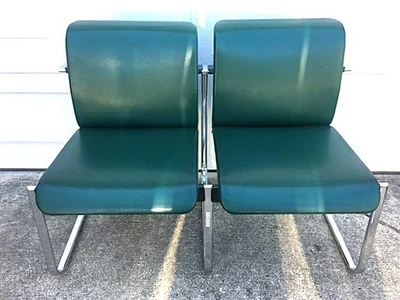 Herman Miller Silla 2 Asientos Banco Tubular Cromo Verde Imitación Cuero MCM Lobby Foto 1 de 4