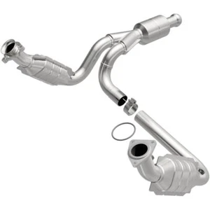 MagnaFlow OEM Grade Direct-Fit Catalytic Converter Fits: 2010-2013 Cadillac Esca - Picture 1 of 24