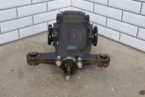 2002-2005 Lexus SC430 Rear 3.266 Ratio Differential Carrier (116K Miles) Auto - Picture 1 of 13