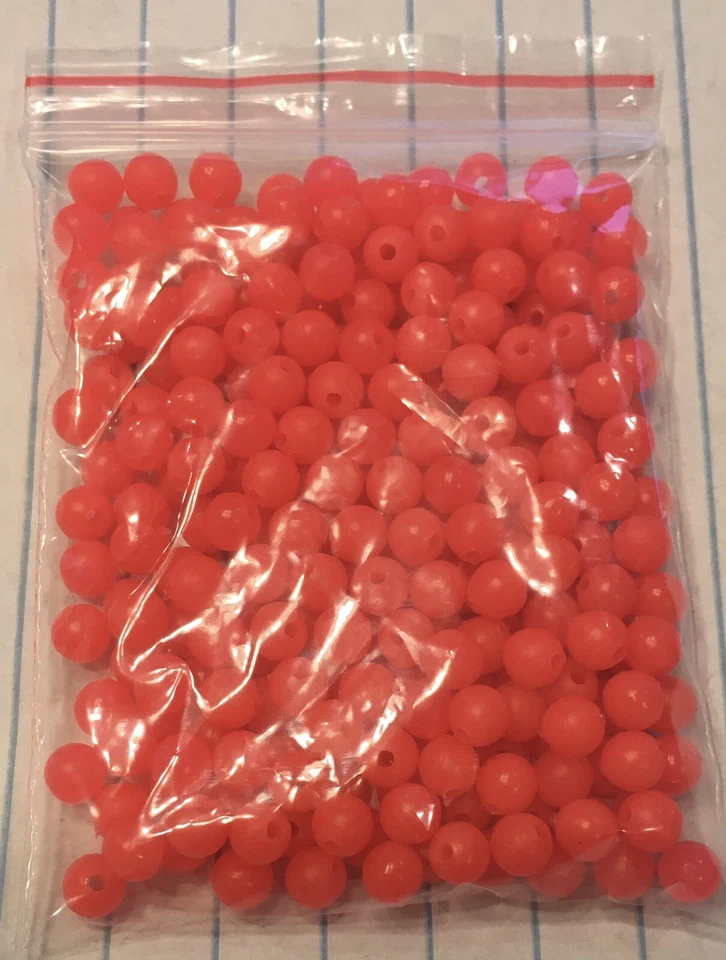 Cantidad 500. Cuentas de pesca luminosas de goma suave redondas rojas cereza de 5x5 mm brillantes Foto 1 de 1