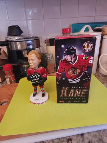 New Patrick Kane #88 Showtime Chicago Blackhawks NHL 2017 Bobblehead SGA Cover