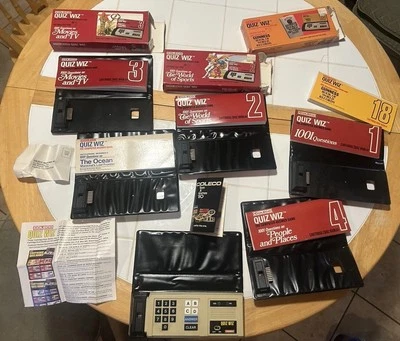 Vintage Coleco Quiz Wiz 6 Libros Cartuchos 3 Cajas Años 70 Deportes Películas TV VIDEO Foto 1 de 4