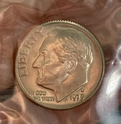 1979 D Roosevelt Dime Rare Mint Full Torch and Bands W on Rim  - Image 1 of 2