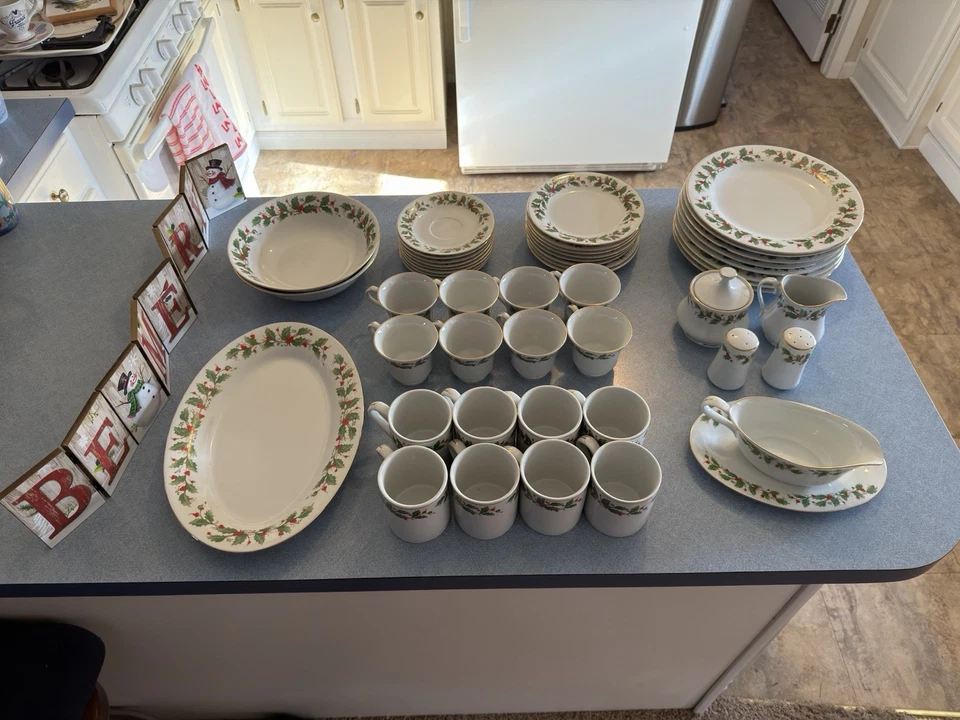 Vintage China Pearl “Noel” complete holiday porcelain Christmas dinner set - Image 1 of 4