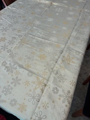 Tablecloth 118" x 59.5" Metallic Snowflake Ivory Holiday Christmas Winter Home - Image 1 of 4