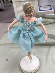 Ashton Drake Porcelain Ballerinas Lot Of 5…3 Random Musical Stands - Picture 1 of 24