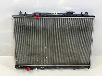Radiador de refrigeración del motor ACURA MDX 2014-2020 3,5 L AT 190105J6A01 OEM Foto 1 de 4