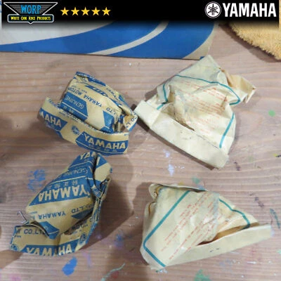 4 MUELLES DE VÁLVULA DE COMPRESIÓN EXTERIOR ORIGINALES OEM YAMAHA TX650 XS1 XS2 256-12114-00 Foto 1 de 4