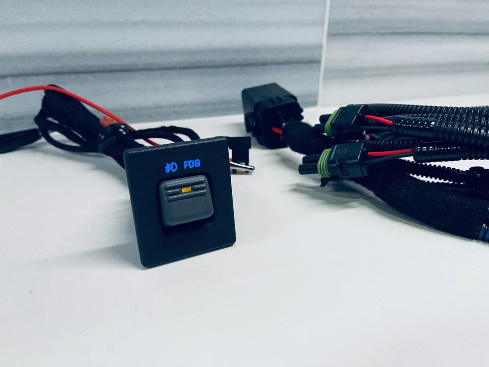 95-99 Chevy Gmc fog light switch with Harness c1500 Suburban Tahoe plug and play - Image 1 of 4