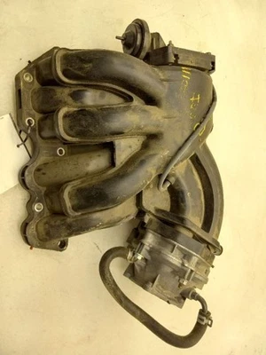 04-10 MONTAJE COLECTOR DE ADMISIÓN SUPERIOR TOYOTA HIGHLANDER 3.3L 6CYL  Foto 1 de 4