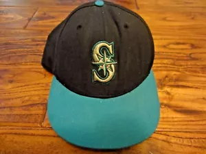 Juego de los Seattle Mariners de la década de 1990 Usado Sombrero Desconocido Jugador desconocido - Imagen 1 de 3