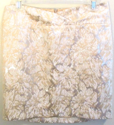 Minifalda StudioY Dorada Marfil Metálica Lamae Elastizada Satén Talla 3/4 Para Mujer Usada en Excelente Condición Foto 1 de 3