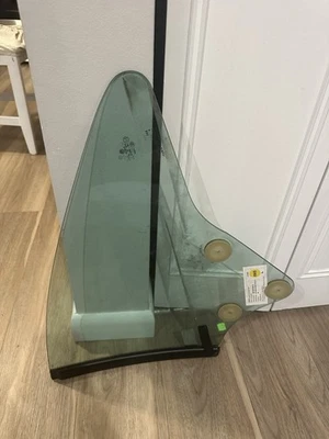 Volkswagen EOS 2007 2016 OEM cuarto de cristal trasero derecho  Foto 1 de 3