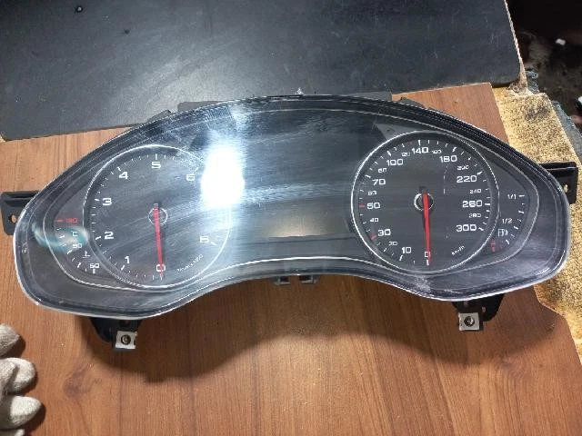 Nuevos grupos de instrumentos Audi A6 TFSI Quattro 2011 Foto 1 de 4