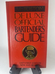 old mr. boston deluxe official bartender's guide book 1981 Hardcover - Bild 1 von 9