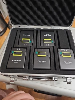 FULAIM WM500 UHF Wireless  professional wireless video recording microphone  - Image 1 of 3