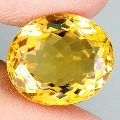 Oval Cut Natural Unheated Top Yellow Citrine Brazil 14.39ct 16x13.5mm Gemstone - Image 1 of 4