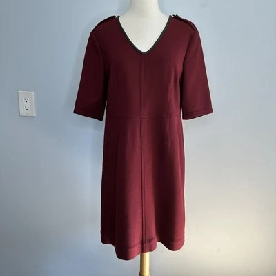 Vestido charreteras Burberry para mujer mezcla de lana borgoña ribete de cuero hombro 8/10 Foto 1 de 4