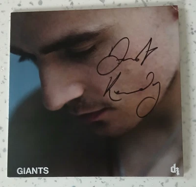 DERMOT KENNEDY - Giants - SIGNED Autographed.   CD Foto 1 de 2