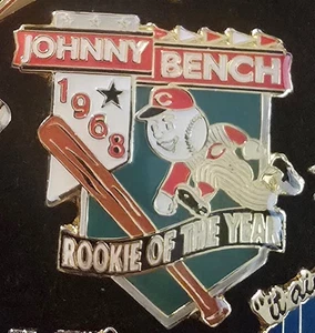 CINCINNATI REDS JOHNNY BENCH ROOKIE OF THE YEAR 1968 Lapel Pin - Picture 1 of 1