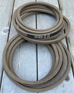 (1) CUB CADET 754-0642 Drive V-Belt 54" Deck - Picture 1 of 2