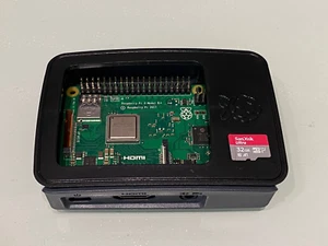 Raspberry Pi 3 Model B+ w/ Original Case and 32GB Sandisk Ultra SD Card - Picture 1 of 4